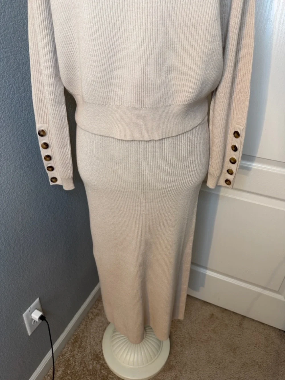 Sezane Sami Jumper and Naelle Skirt Set Natural Beige Size Large - Picture 7 of 16